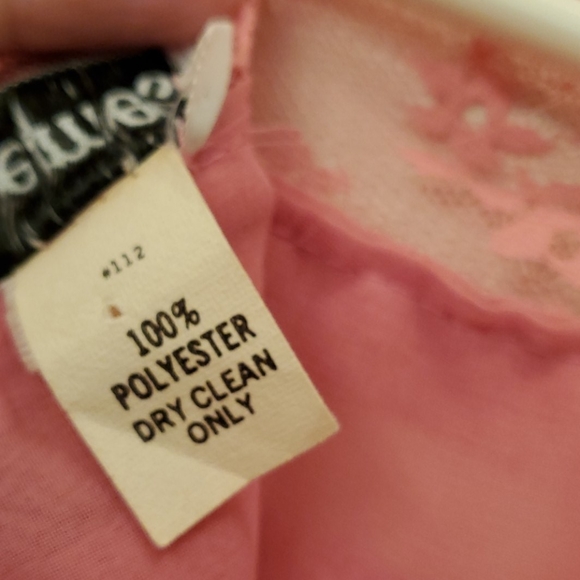 Full length women's lacy dress - Picture 5 of 5